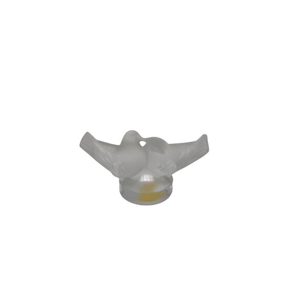 Lalique Crystal Lovebirds Figurine Frosted Glass Kissing Doves Sculpture paperwe